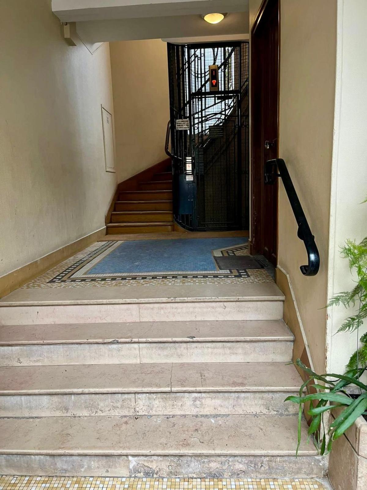 Air Conditioning - Metro 14 - Charming Traditional Style And Modern Access 10 Mn Away From Center Of Paris Clichy Εξωτερικό φωτογραφία