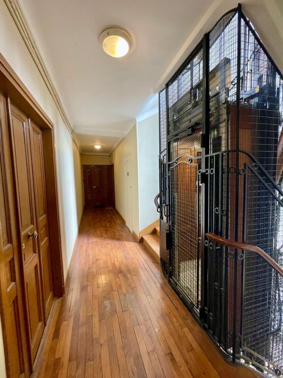 Air Conditioning - Metro 14 - Charming Traditional Style And Modern Access 10 Mn Away From Center Of Paris Clichy Εξωτερικό φωτογραφία